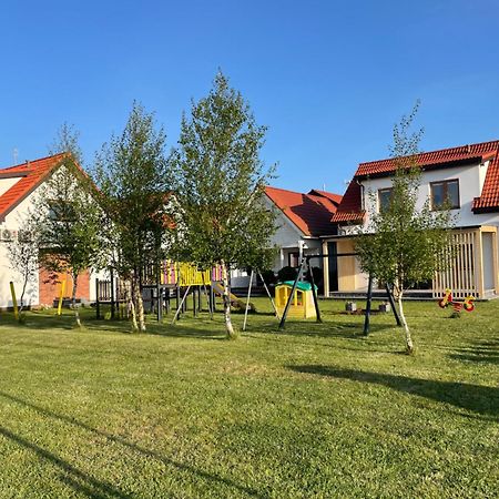 Morski Zakatek Apartamenty Rowy  Extérieur photo
